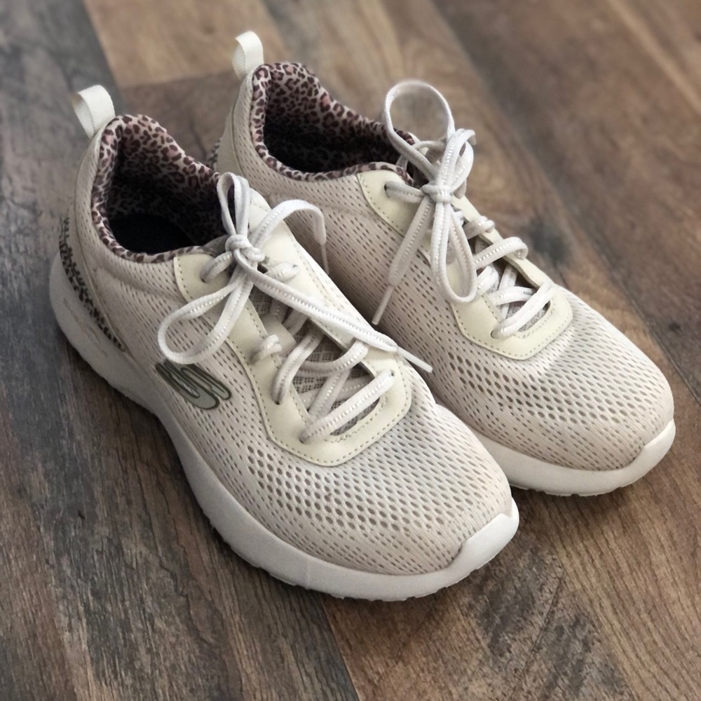 Skechers Skech-air Dynamight Cream Lace-Up Sneakers Women’s Size 7.5